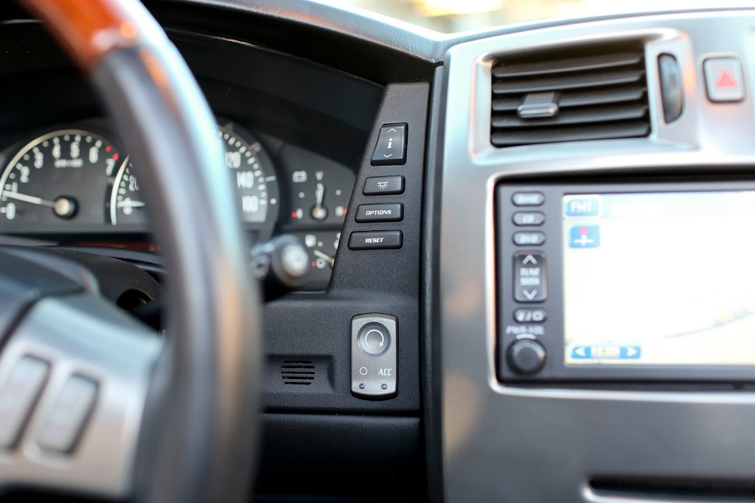 2005 Cadillac XLR - Satin Nickel