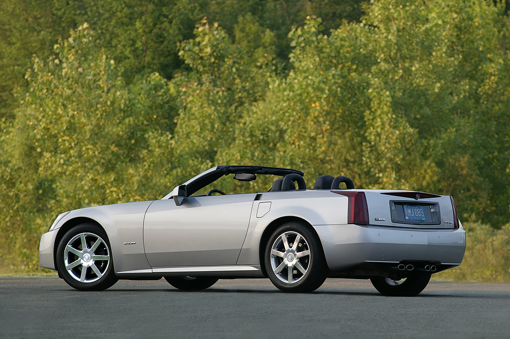 2005 Cadillac XLR