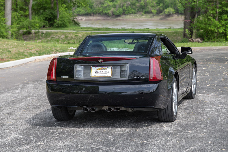 2006 Cadillac XLR - Black Raven