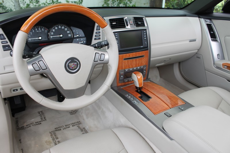 2006 Cadillac XLR - Black Raven