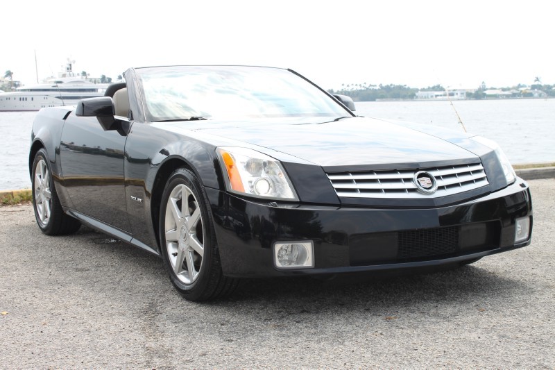 2006 Cadillac XLR - Black Raven