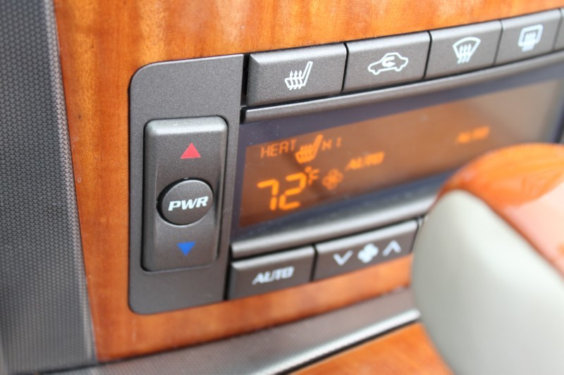 2006 Cadillac XLR - Black Raven