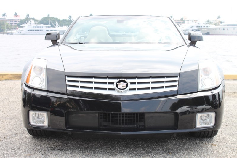 2006 Cadillac XLR - Black Raven
