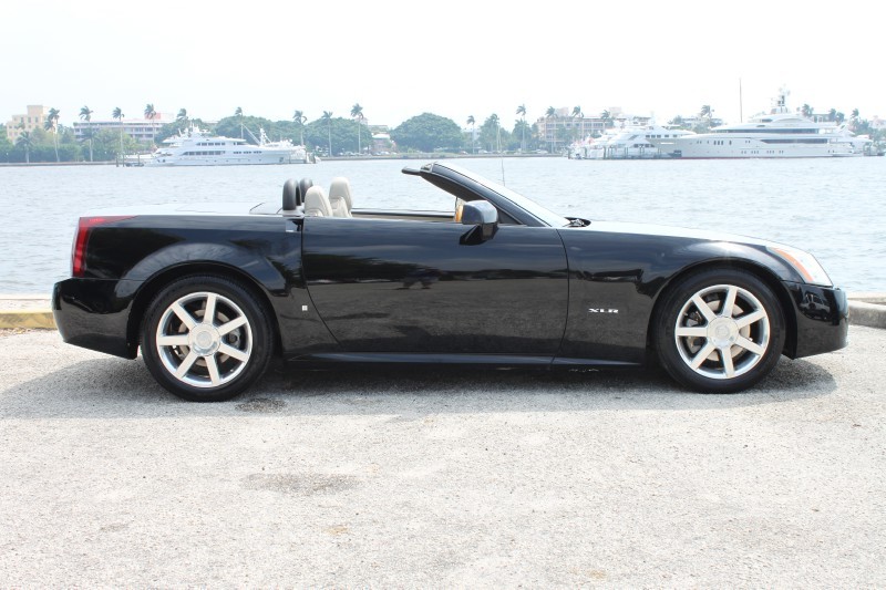 2006 Cadillac XLR - Black Raven