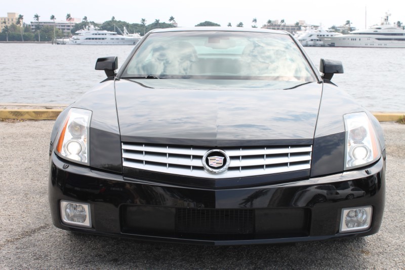 2006 Cadillac XLR - Black Raven