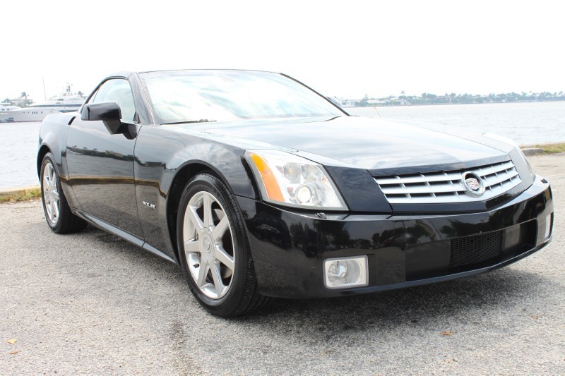 2006 Cadillac XLR - Black Raven