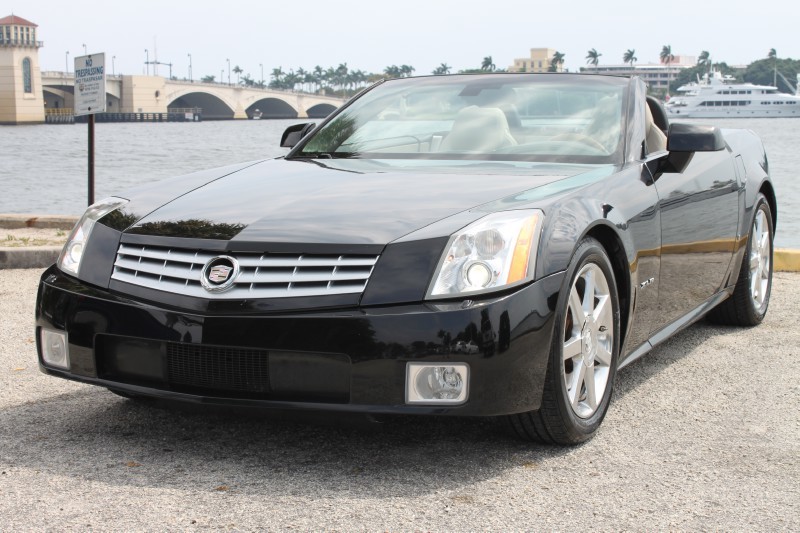 2006 Cadillac XLR - Black Raven