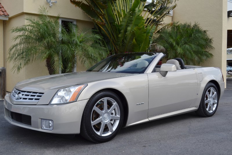 2006 Cadillac XLR - Gold Mist