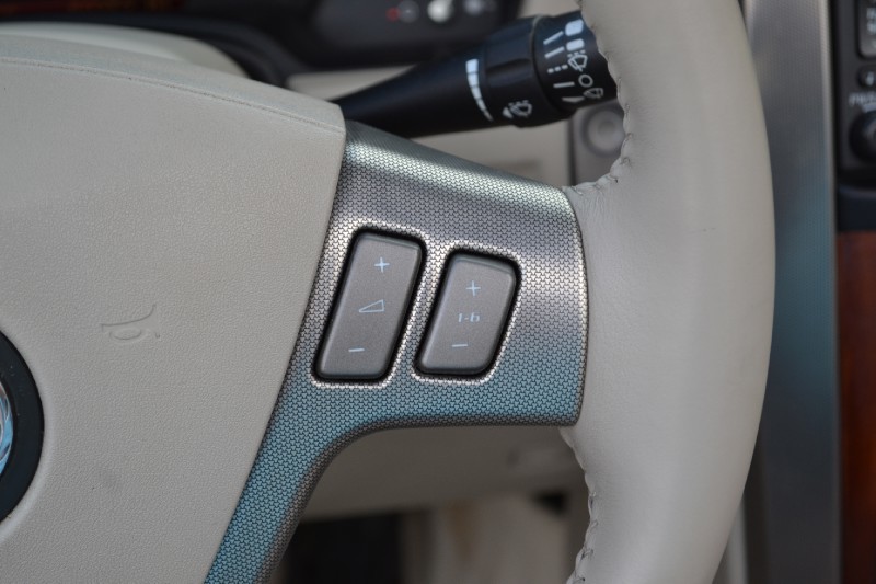 2006 Cadillac XLR - Gold Mist