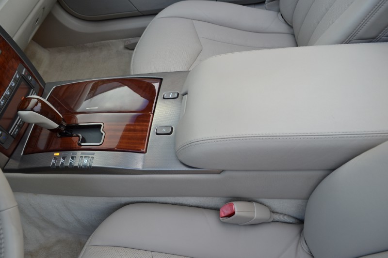 2006 Cadillac XLR - Gold Mist