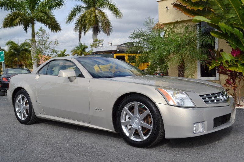 2006 Cadillac XLR - Gold Mist