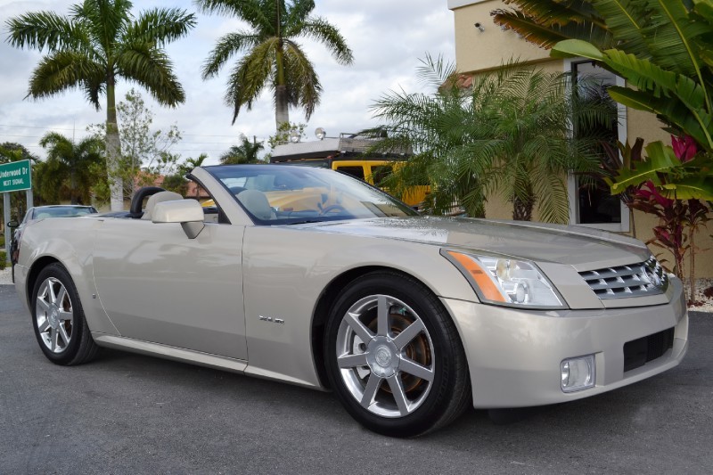 2006 Cadillac XLR - Gold Mist