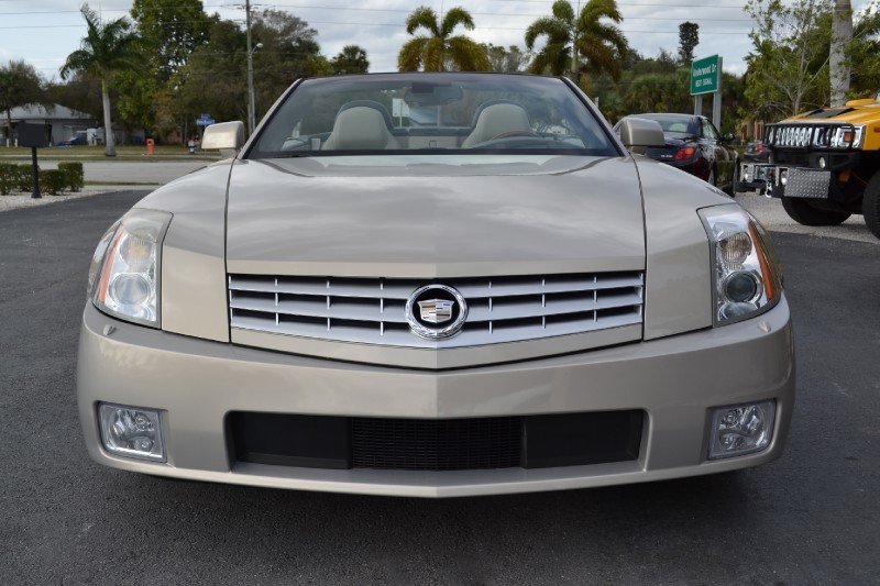 2006 Cadillac XLR - Gold Mist