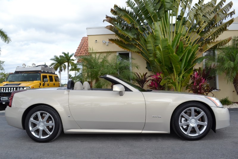 2006 Cadillac XLR - Gold Mist