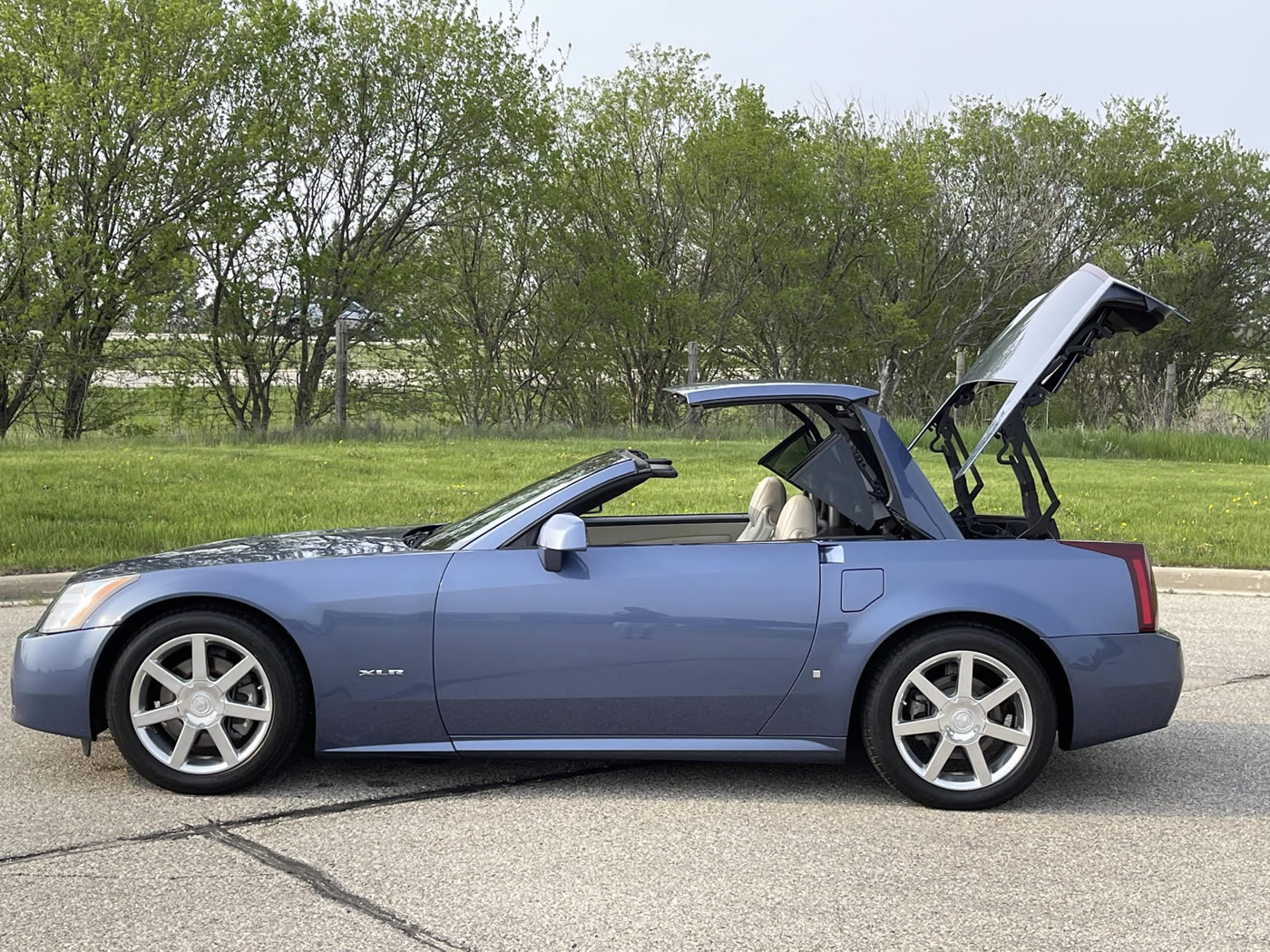 2006 Cadillac XLR in Blue Steel