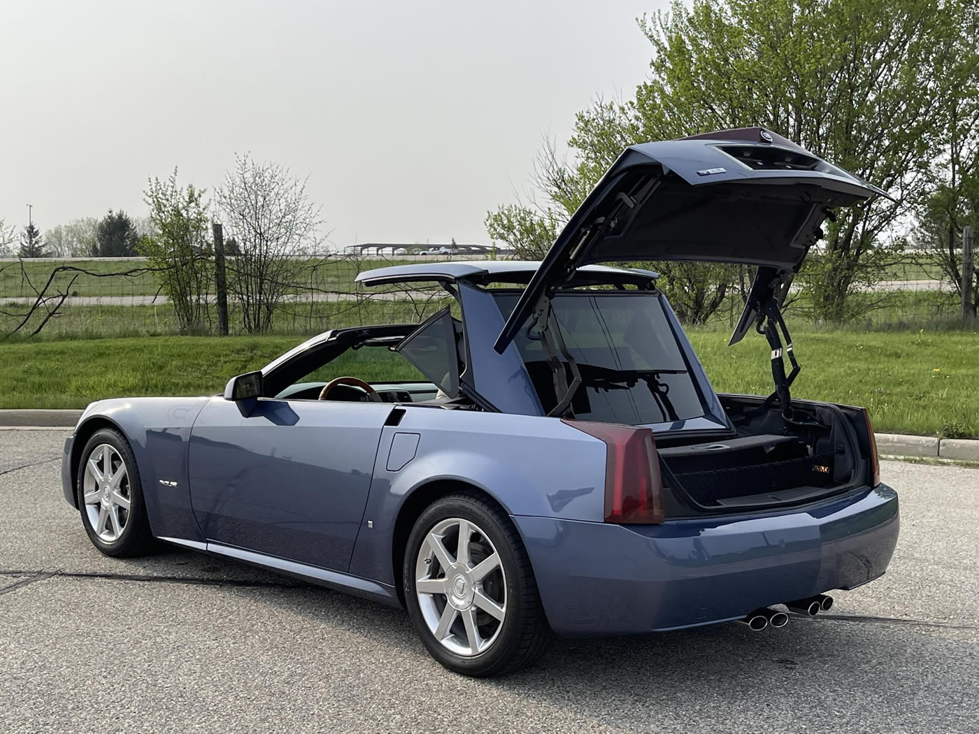 2006 Cadillac XLR in Blue Steel