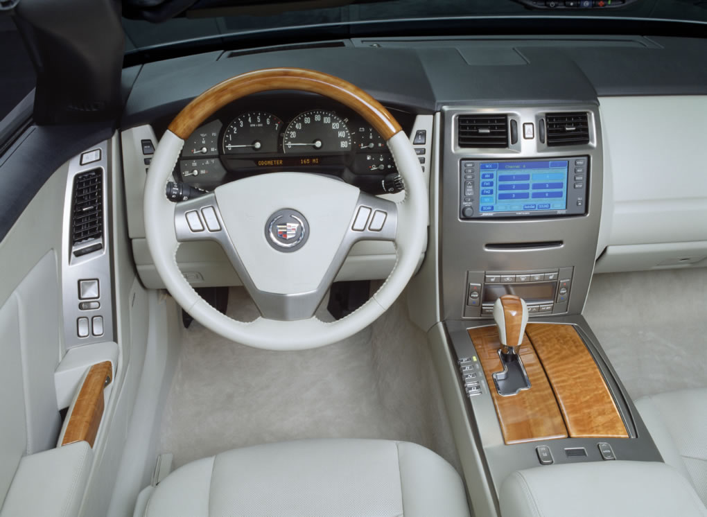 2006 Cadillac XLR Interior