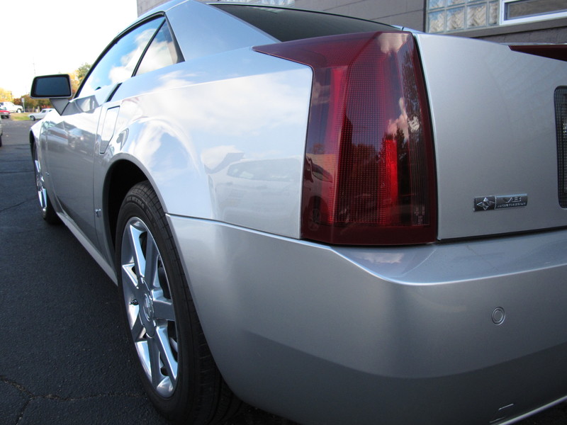2006 Cadillac XLR - Light Platinum