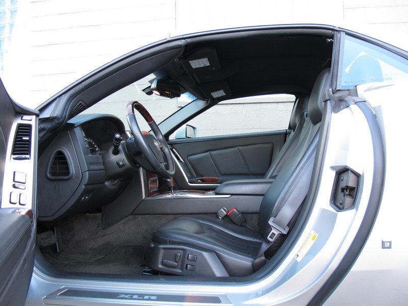 2006 Cadillac XLR - Light Platinum