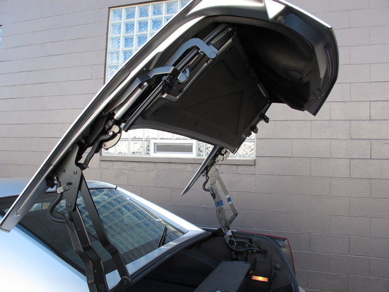 2006 Cadillac XLR - Light Platinum