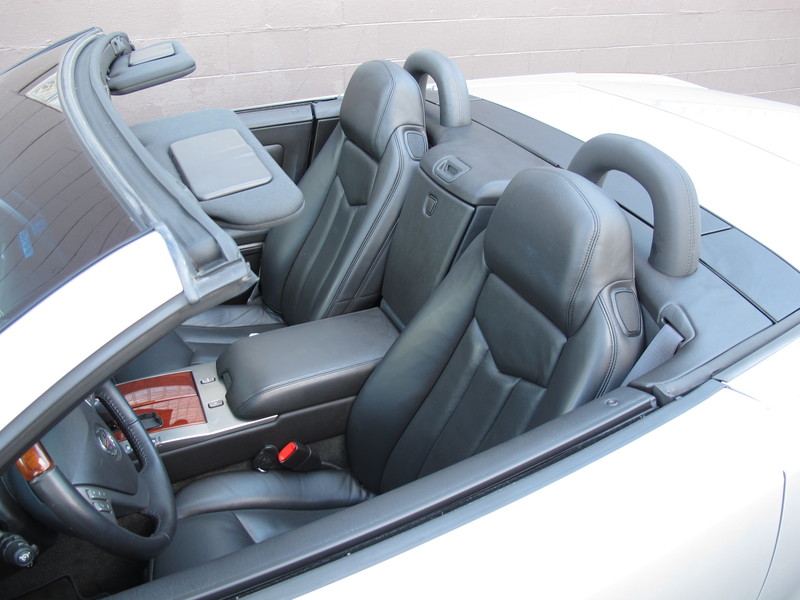 2006 Cadillac XLR - Light Platinum