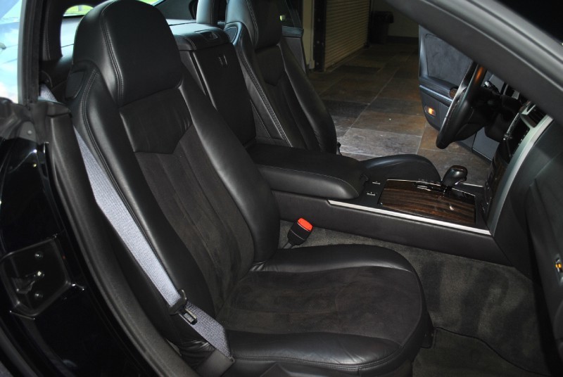 2006 Cadillac XLR-V - Black Raven