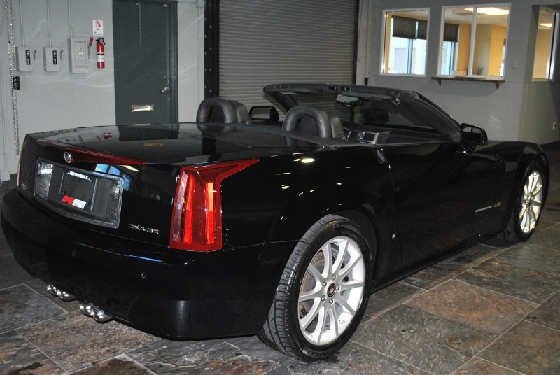 2006 Cadillac XLR-V - Black Raven