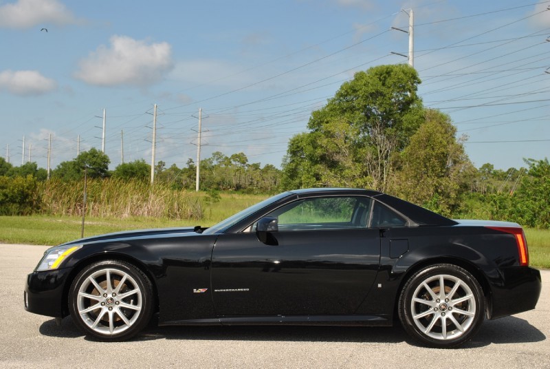2006 Cadillac XLR-V - Black Raven