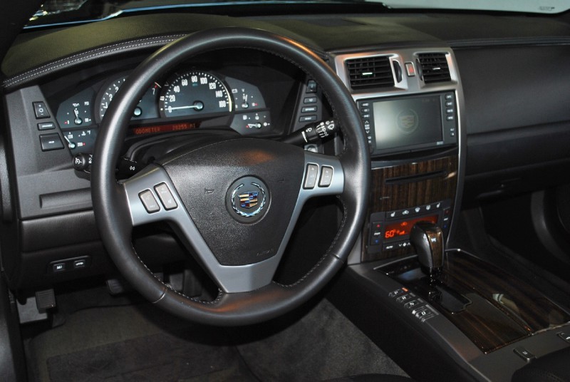 2006 Cadillac XLR-V - Black Raven