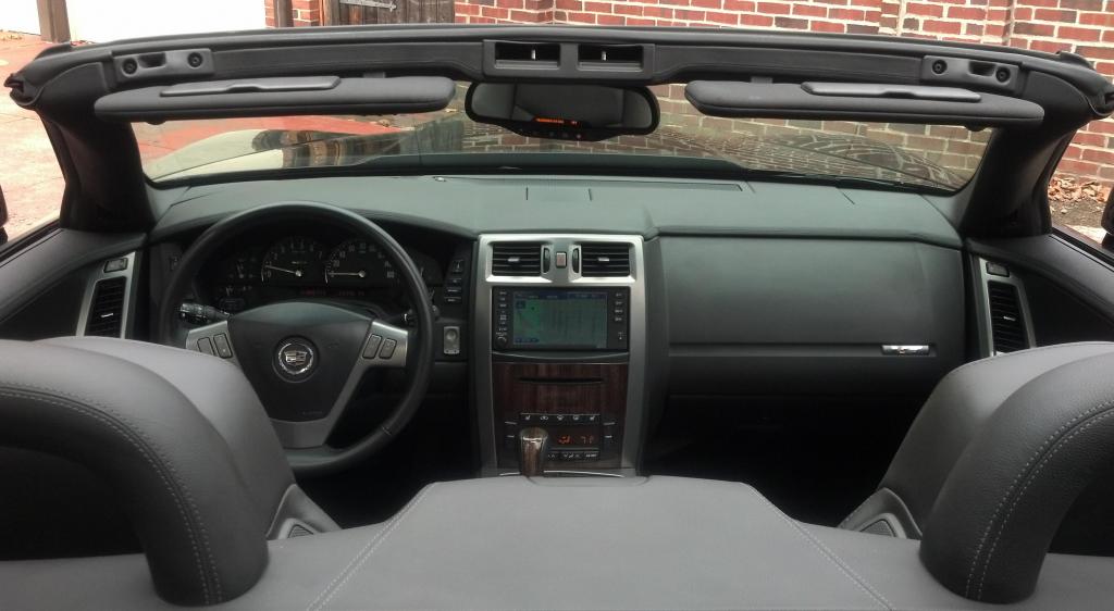 2006 Cadillac XLR-V - Black Raven