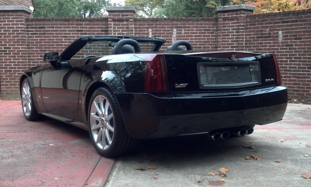 2006 Cadillac XLR-V - Black Raven