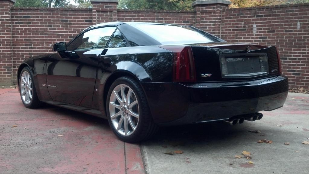 2006 Cadillac XLR-V - Black Raven