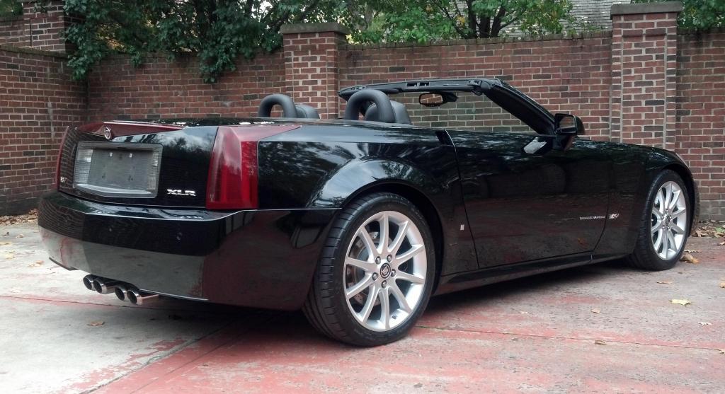 2006 Cadillac XLR-V - Black Raven