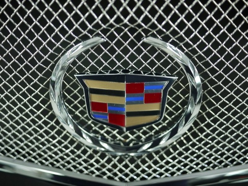 2006 Cadillac XLR-V - Black Raven