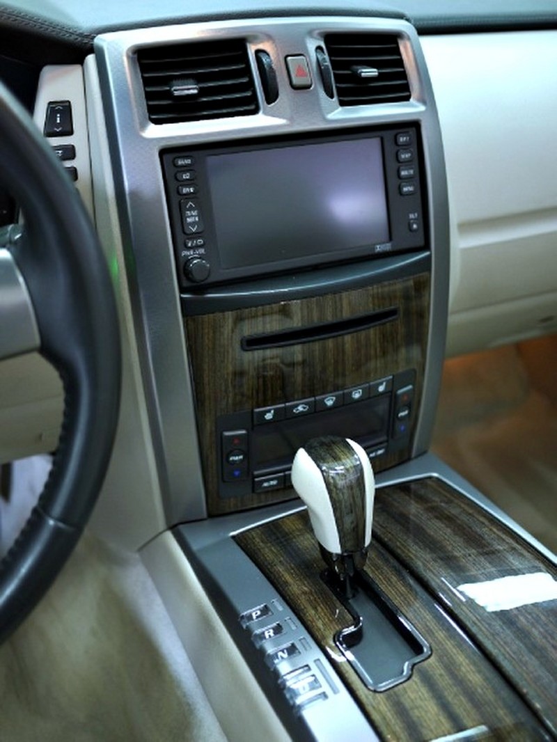 2006 Cadillac XLR-V - Black Raven