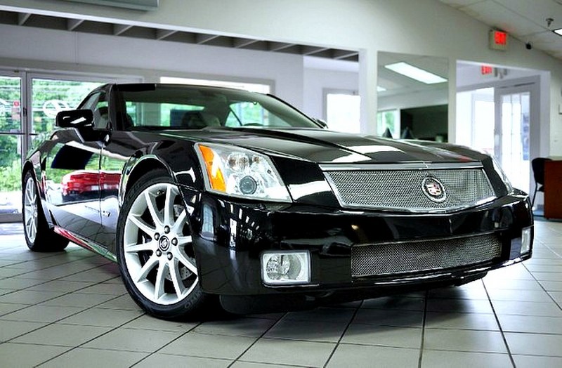 2006 Cadillac XLR-V - Black Raven