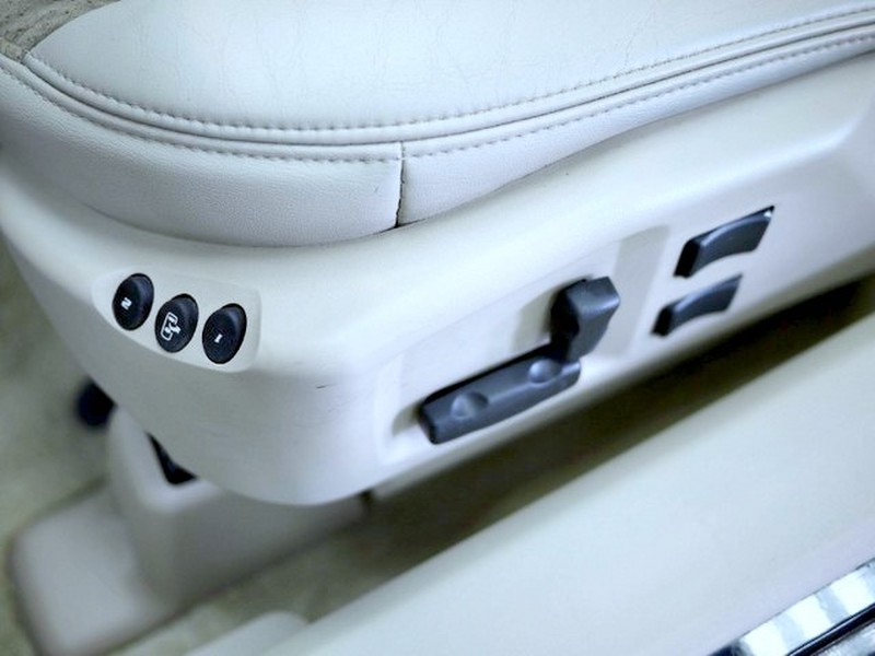 2006 Cadillac XLR-V - Black Raven