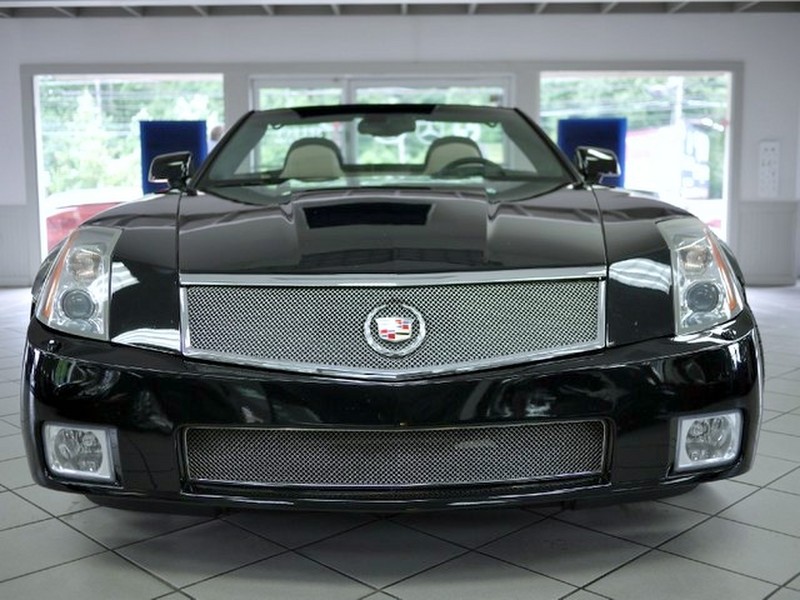 2006 Cadillac XLR-V - Black Raven
