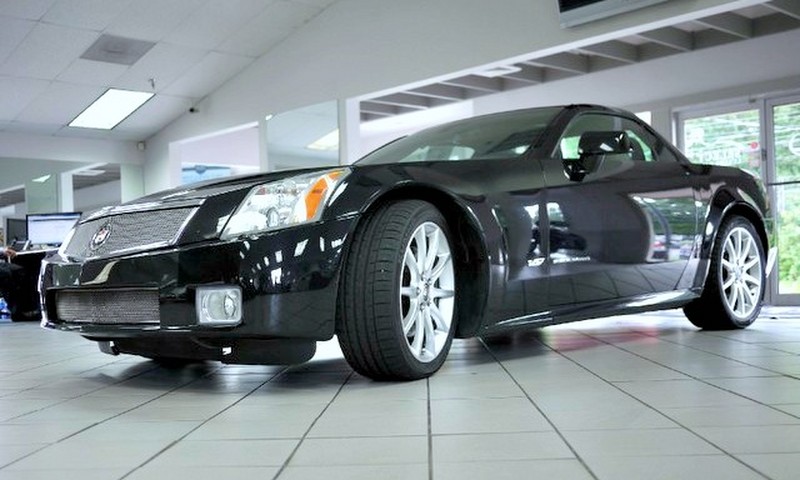 2006 Cadillac XLR-V - Black Raven