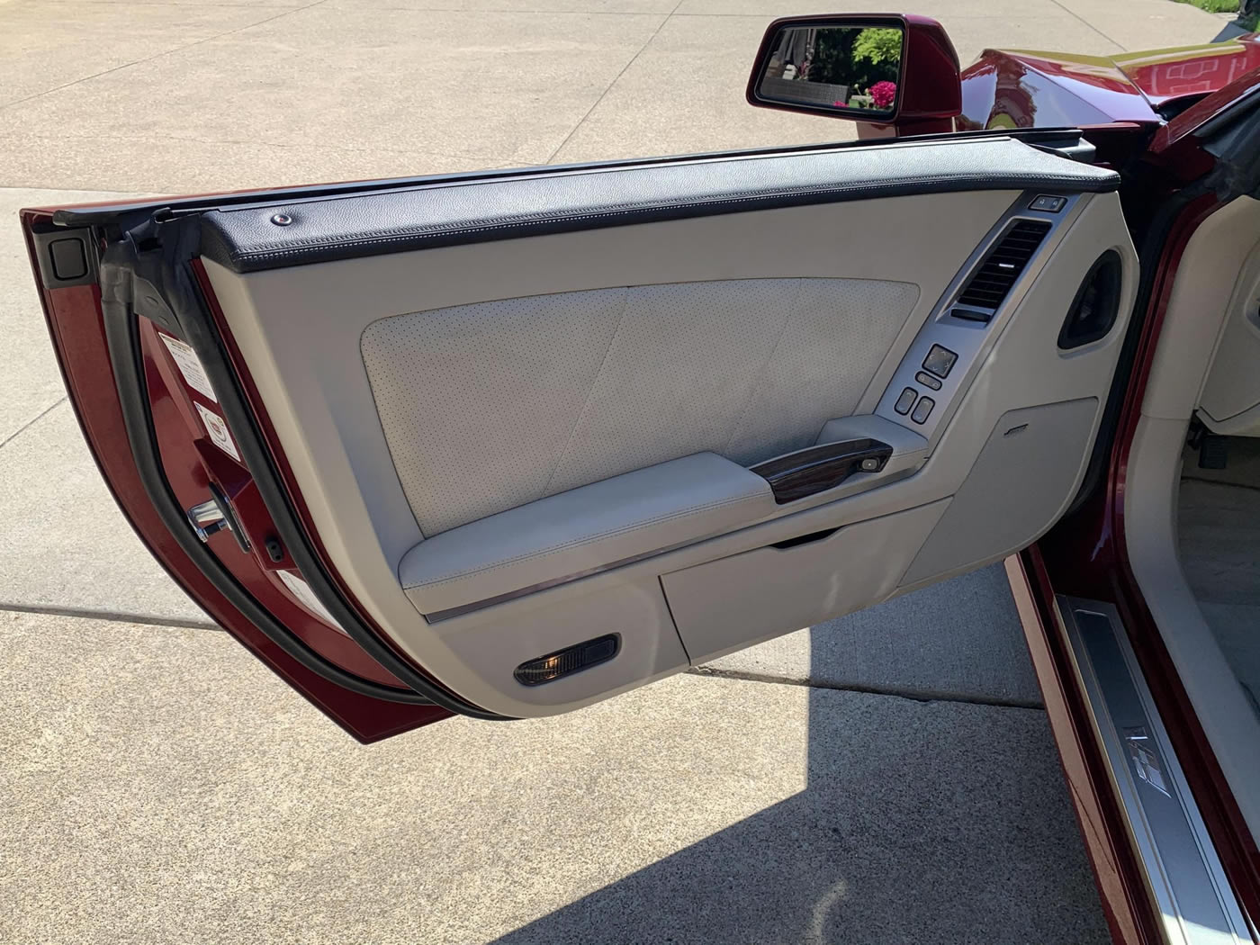 2006 Cadillac XLR-V in Infrared with Shale Ebony Interior