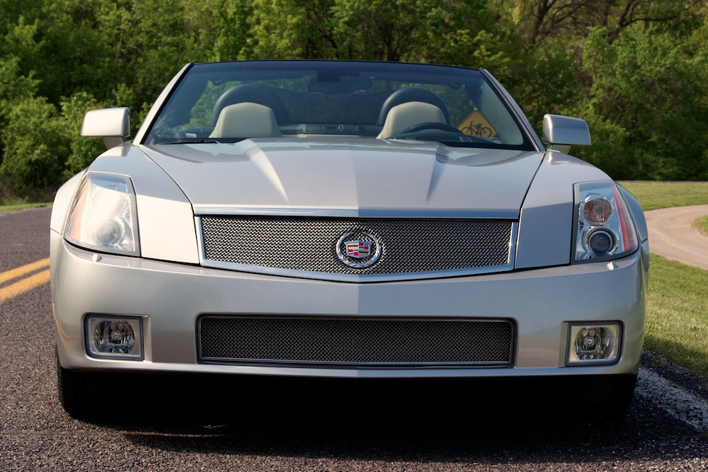 2006 Cadillac XLR-V in Light Platinum