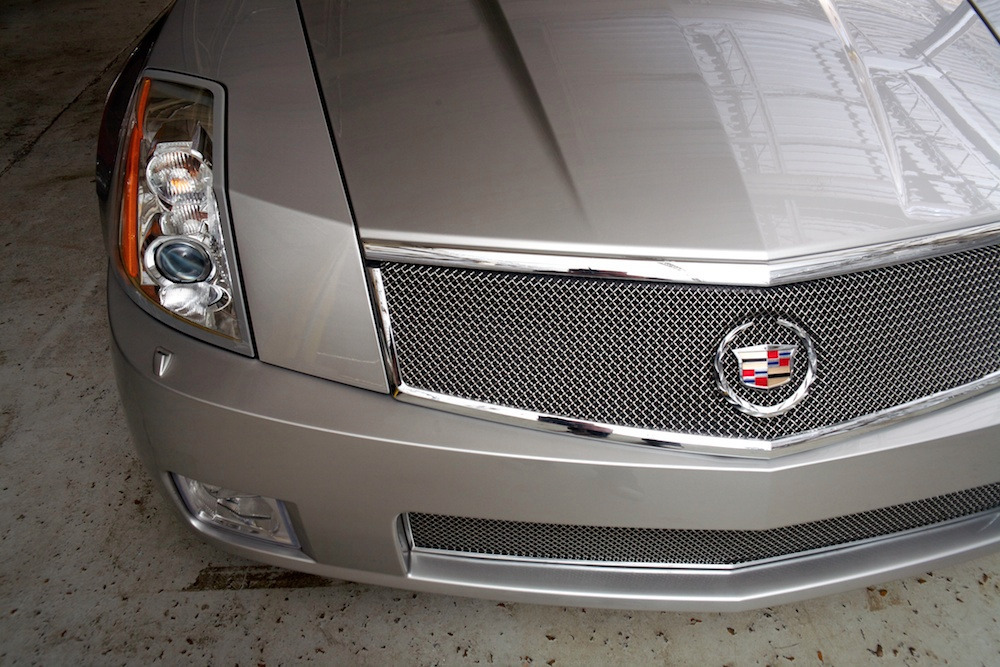 2006 Cadillac XLR-V in Light Platinum