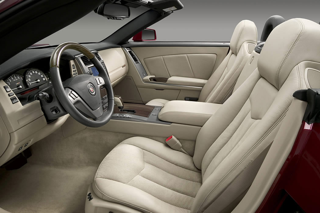 2006 Cadillac XLR-V Interior