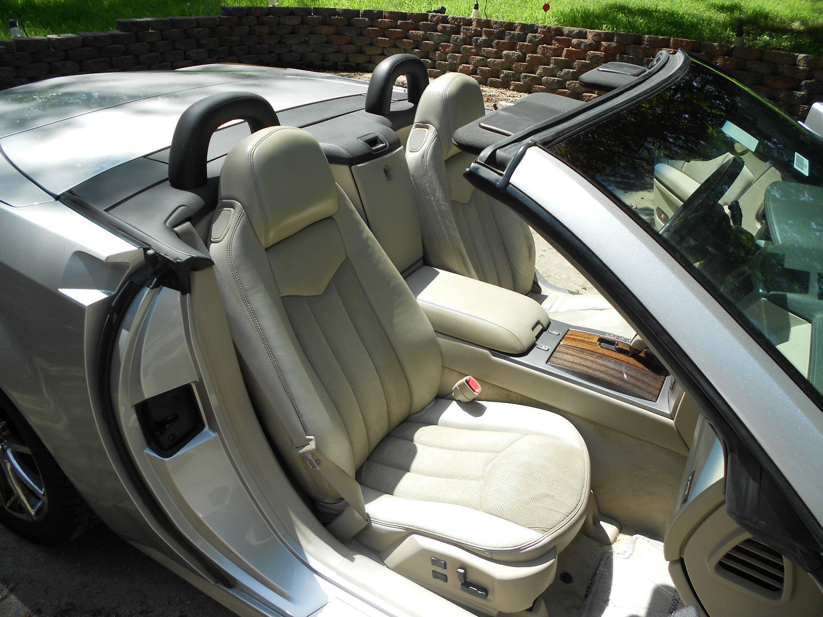 2006 Cadillac XLR-V - Light Platinum