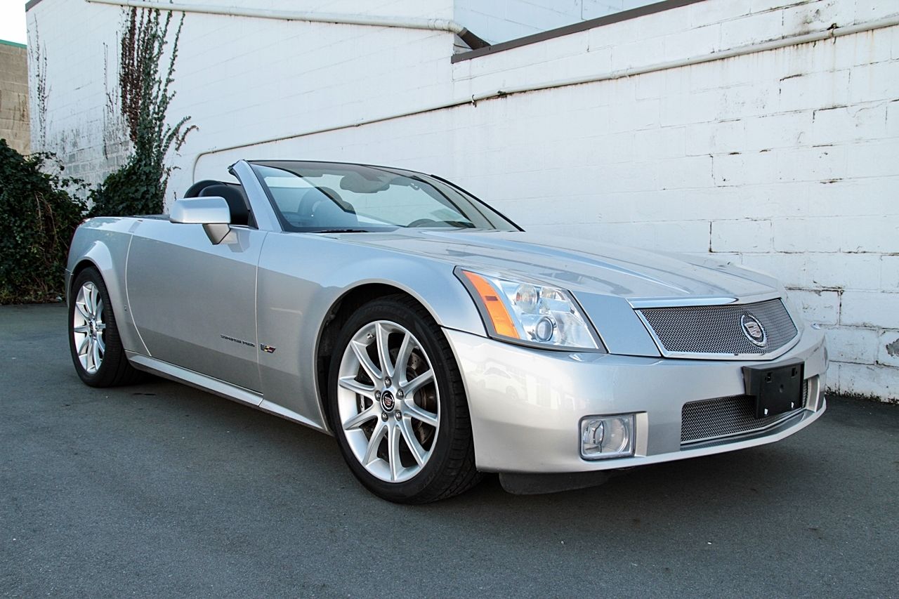 2006 Cadillac XLR-V - Light Platinum