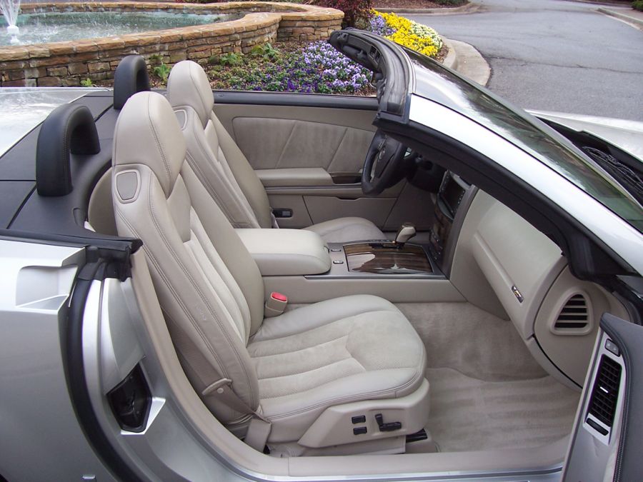 2006 Cadillac XLR-V