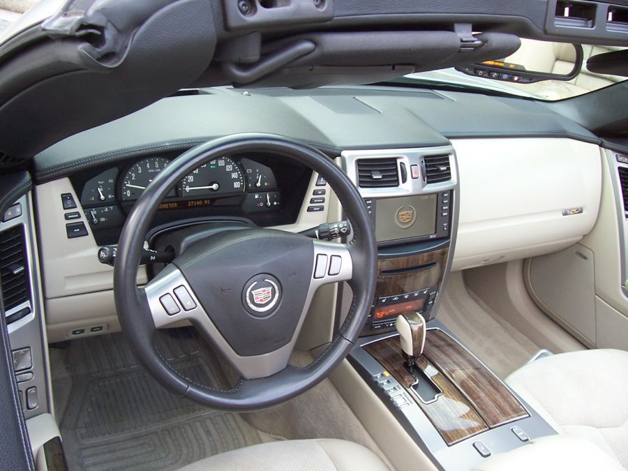 2006 Cadillac XLR-V