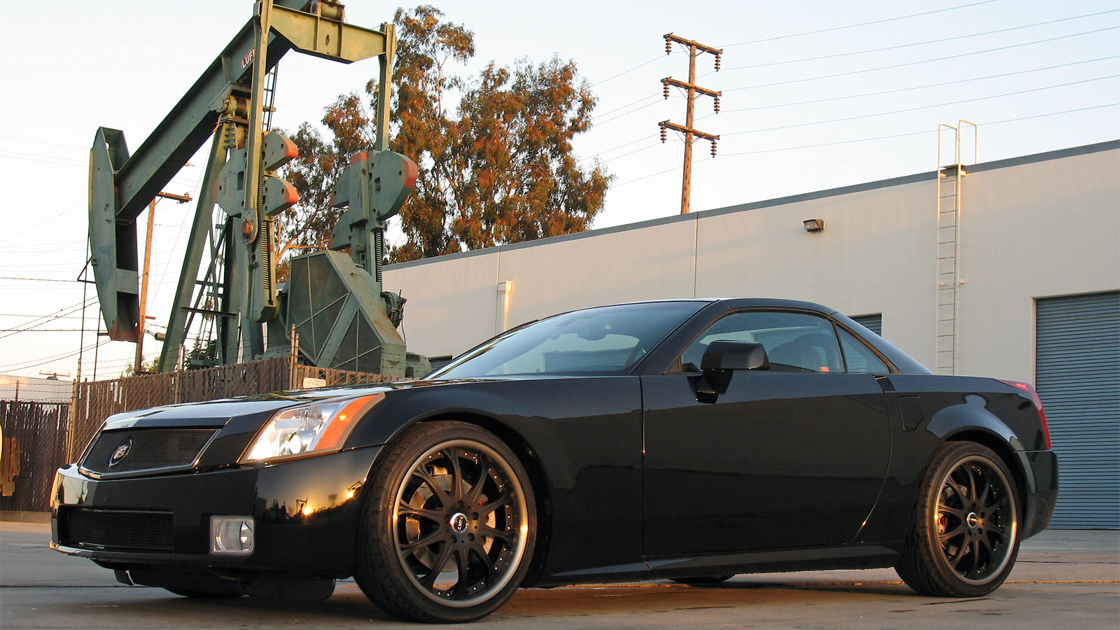 2006 Cadillac XLR with MHT Wheels
