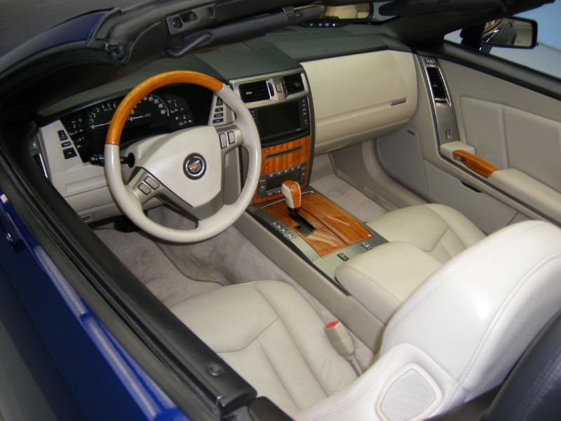 2006 Cadillac XLR - Xenon Blue