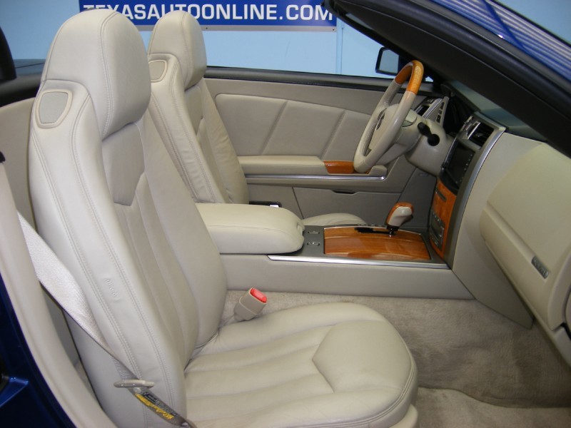 2006 Cadillac XLR - Xenon Blue